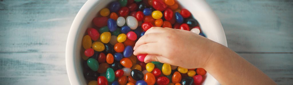 3 causes of tooth decay - candies 1920, Tooth Decay